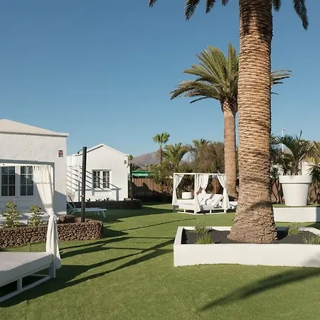 Lanzasuites (adults Only) Villa Playa Blanca